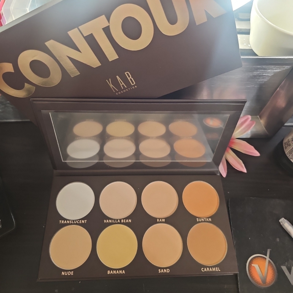 5 For $35!! KAB COSMETICS - Contour Palette - Nude, Banana, Sand, Caramel Shades